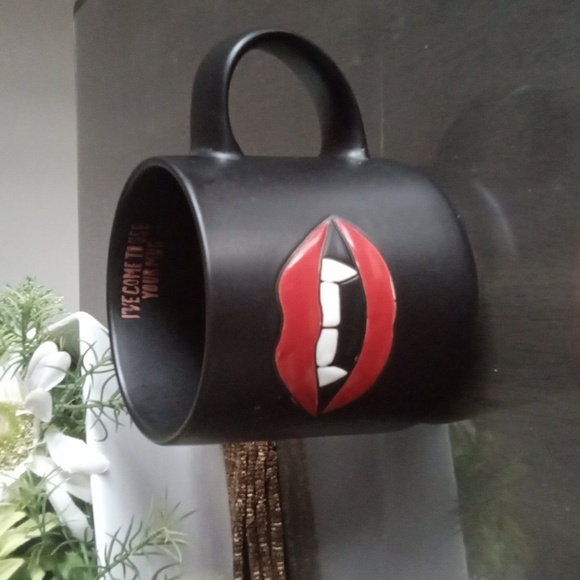 Other - NEW🌈 Vampire Coffee Mug Halloween